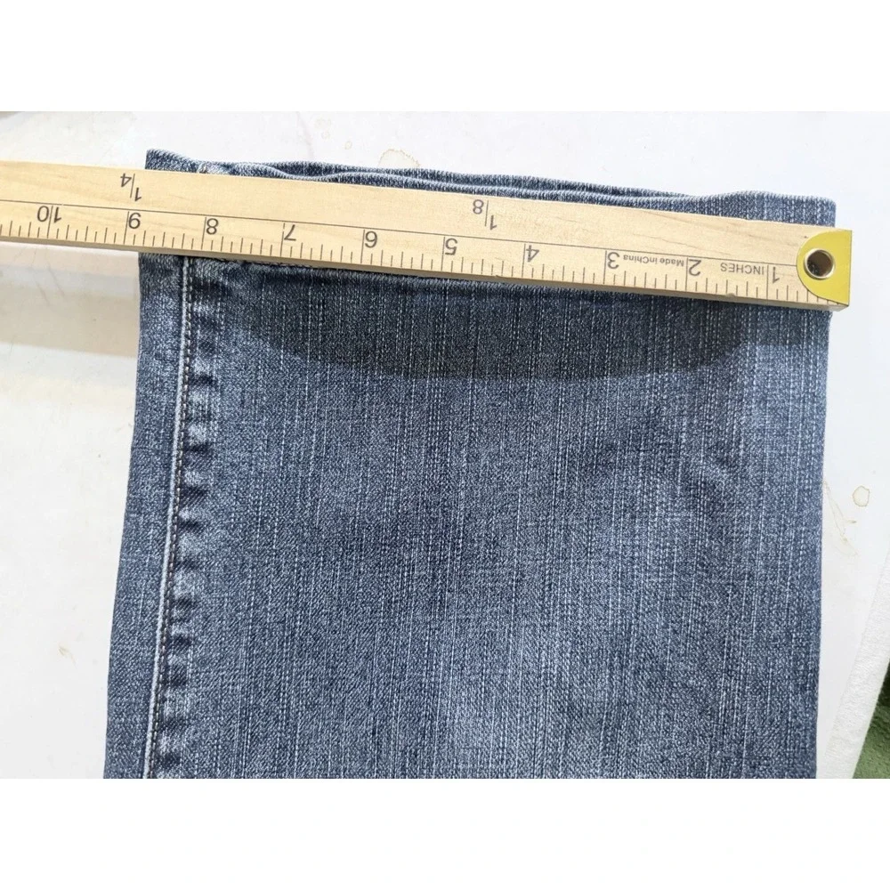 VRockies‎ Rocky Mountain Capri Jeans Size 8 Blue Denim Stretch
